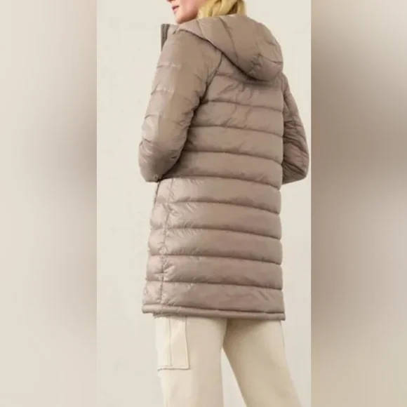 Athleta Aire Puffer Parka Size Small ⛅ - Picture 2 of 9